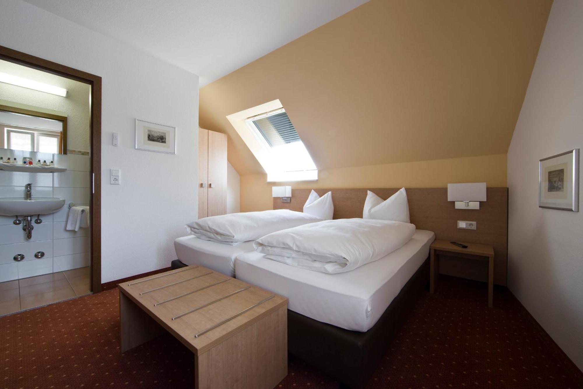 Taste Style Hotel Baeren Auggen Exterior foto