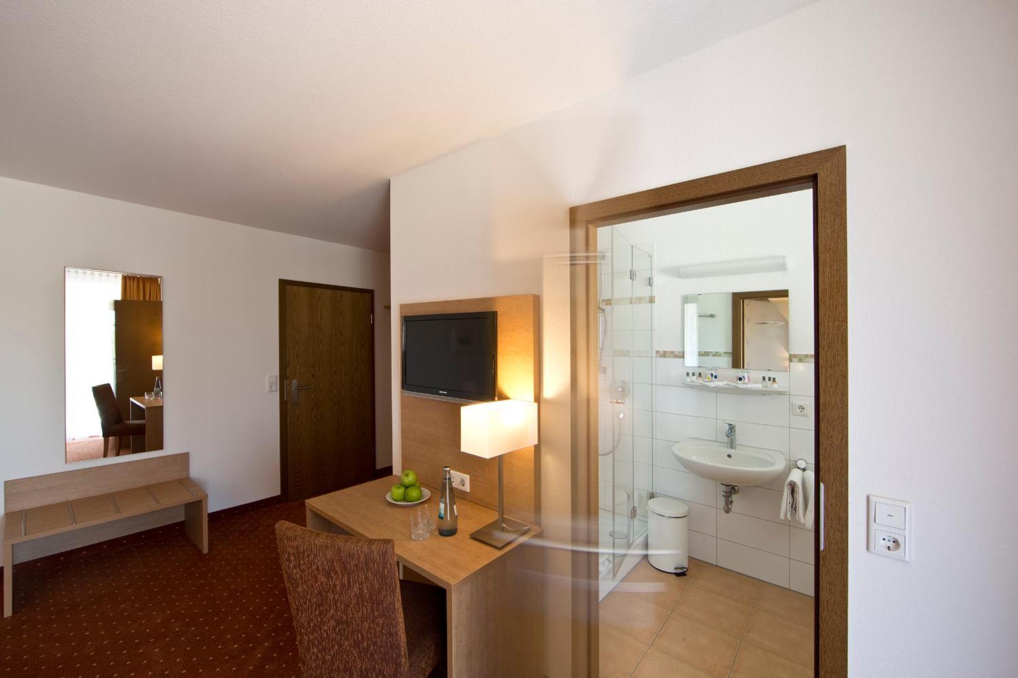 Taste Style Hotel Baeren Auggen Exterior foto